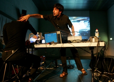 AV-CircuitBending