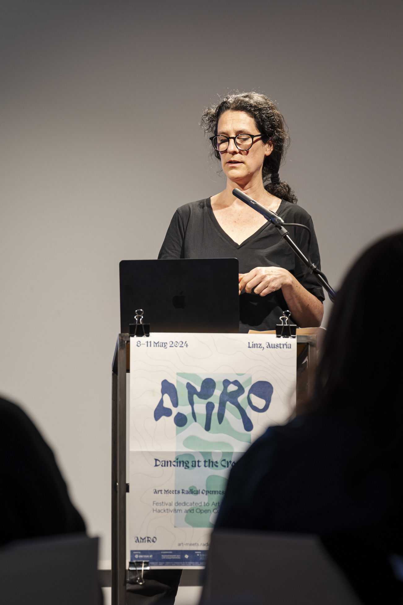 AMRO24 Exhibitions "The Cultural Meaning of the User Aesthetics and Politics of the Everyday", by Shusha Niederberger